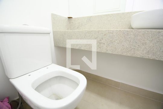 Lavabo de apartamento para alugar com 2 quartos, 80m² em Jardim Guanabara, Campinas