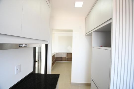 Cozinha  de apartamento para alugar com 2 quartos, 80m² em Jardim Guanabara, Campinas