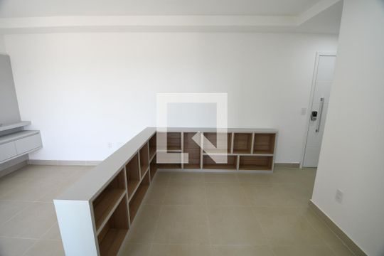 Sala de apartamento para alugar com 2 quartos, 80m² em Jardim Guanabara, Campinas