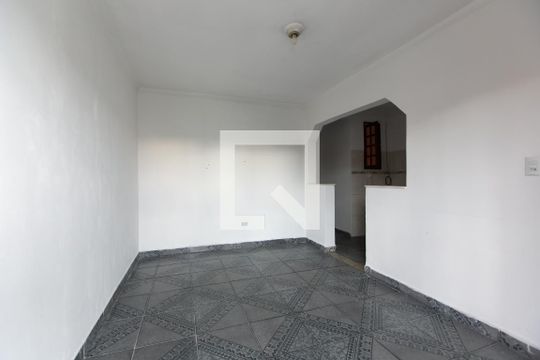 Casa para alugar com 1 quarto, 40m² em Lajeado, São Paulo