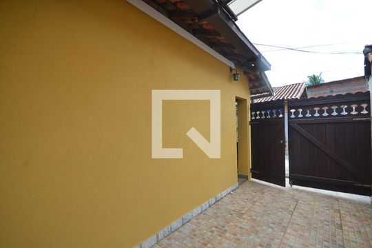 Garagem de casa para alugar com 2 quartos, 50m² em Campo Grande, Rio de Janeiro