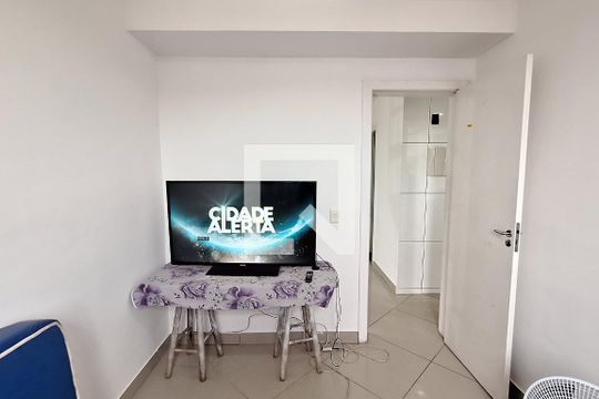 Quarto 2 de apartamento para alugar com 2 quartos, 83m² em Jardim Primavera, Duque de Caxias