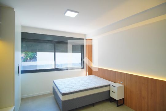 Kitnet/Studio para alugar com 1 quarto, 25m² em Boa Vista, Porto Alegre