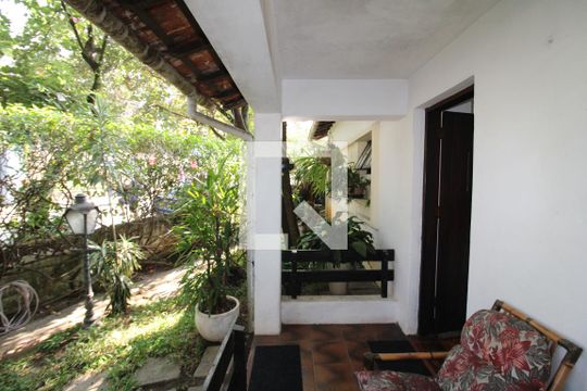 Área Comum de casa à venda com 3 quartos, 147m² em Jardim Franca, São Paulo