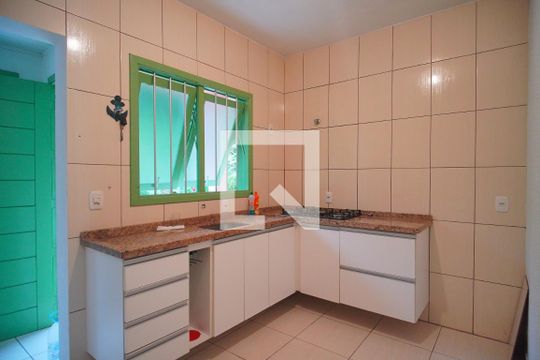 Cozinha de casa à venda com 2 quartos, 130m² em Jardim Maua, Novo Hamburgo