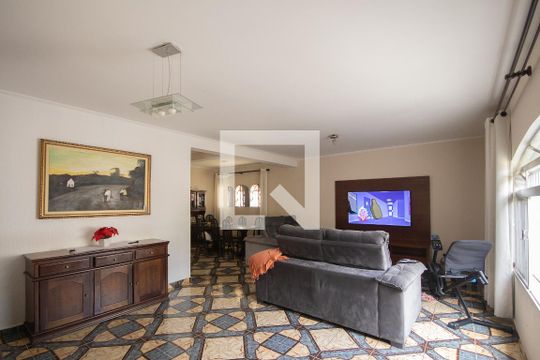 Casa de Condomínio à venda com 5 quartos, 250m² em Jardim Guapira, São Paulo