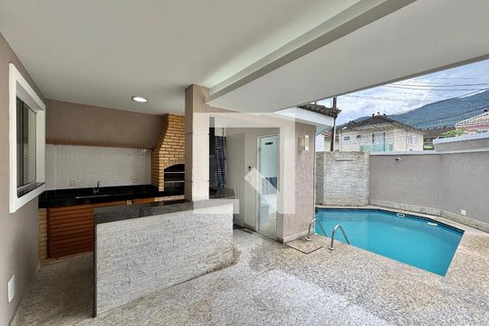Área Comum  de casa à venda com 5 quartos, 300m² em Vargem Pequena, Rio de Janeiro