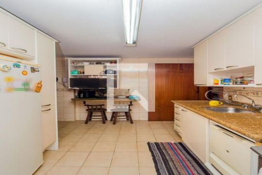 Cozinha de apartamento à venda com 3 quartos, 289m² em Petrópolis, Porto Alegre