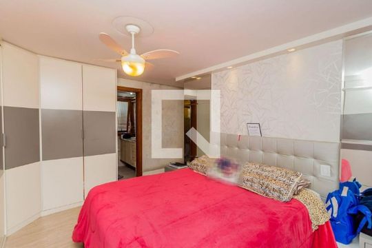 Quarto 1 de apartamento à venda com 3 quartos, 289m² em Petrópolis, Porto Alegre