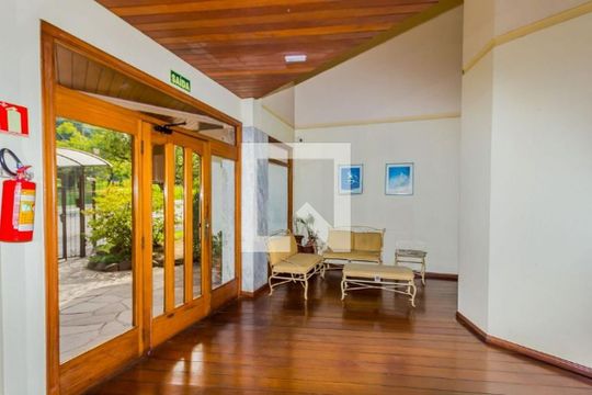 Hall de Entrada de apartamento à venda com 3 quartos, 289m² em Petrópolis, Porto Alegre