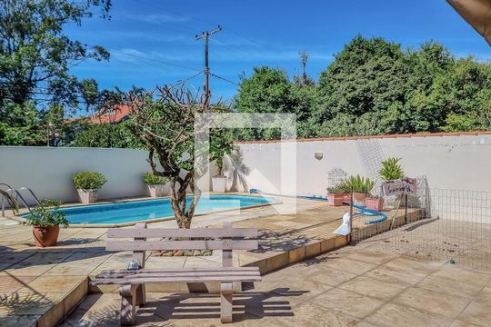 Área comum - Piscina de casa à venda com 4 quartos, 302m² em Parque Urbano, Porto Alegre