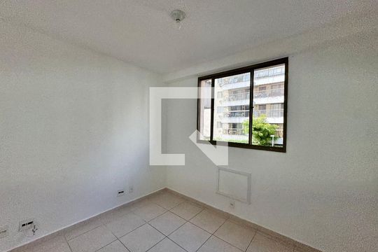 Quarto de apartamento à venda com 2 quartos, 60m² em Recreio dos Bandeirantes, Rio de Janeiro