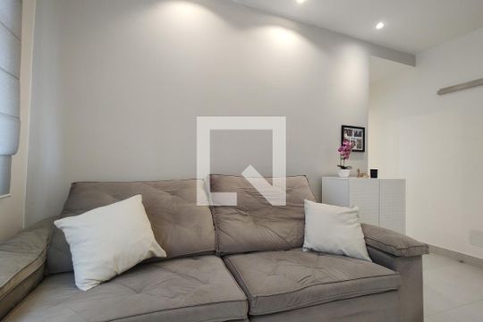 Sala de apartamento à venda com 2 quartos, 60m² em Jacarepaguá, Rio de Janeiro