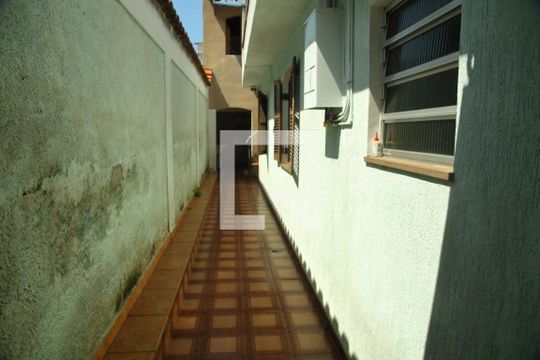  Corredor lateral de casa à venda com 3 quartos, 173m² em Paulicéia, São Bernardo do Campo