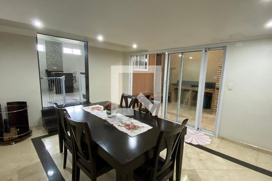 Sala de Jantar de casa à venda com 3 quartos, 230m² em Vila Camilópolis, Santo André