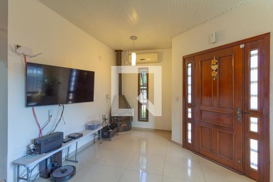 Sala de casa à venda com 3 quartos, 104m² em Fátima, Canoas