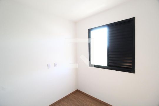 Quarto 2 - Suíte de apartamento para alugar com 2 quartos, 55m² em Shopping Park, Uberlândia