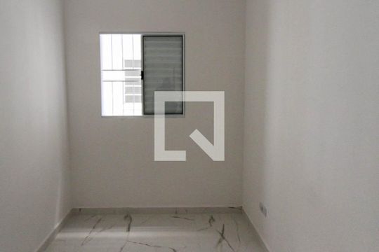 Quarto de apartamento à venda com 2 quartos, 35m² em Jardim Santa Teresinha, São Paulo