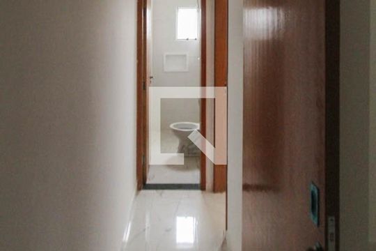 Corredor de apartamento à venda com 2 quartos, 35m² em Jardim Santa Teresinha, São Paulo