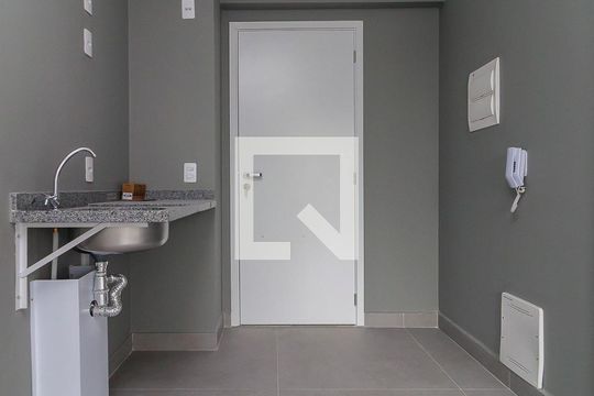 Studio de kitnet/studio à venda com 0 quarto, 23m² em Santo Amaro, São Paulo