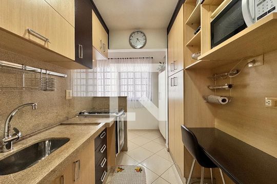 Cozinha de apartamento à venda com 2 quartos, 202m² em Jardim Las Vegas, Santo André