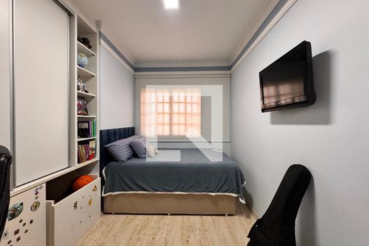 Quarto 1 de apartamento à venda com 2 quartos, 202m² em Jardim Las Vegas, Santo André
