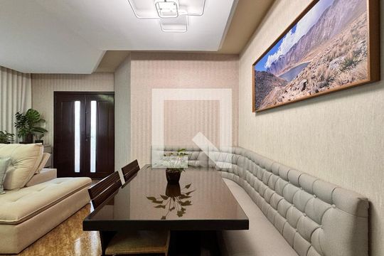 Sala de apartamento à venda com 2 quartos, 202m² em Jardim Las Vegas, Santo André