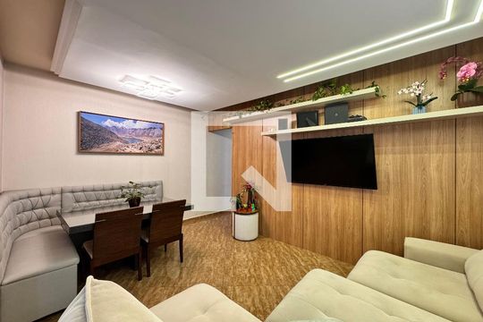 Sala de apartamento à venda com 2 quartos, 202m² em Jardim Las Vegas, Santo André