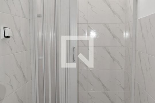 Banheiro de kitnet/studio para alugar com 1 quarto, 31m² em Jardim Paulista, São Paulo