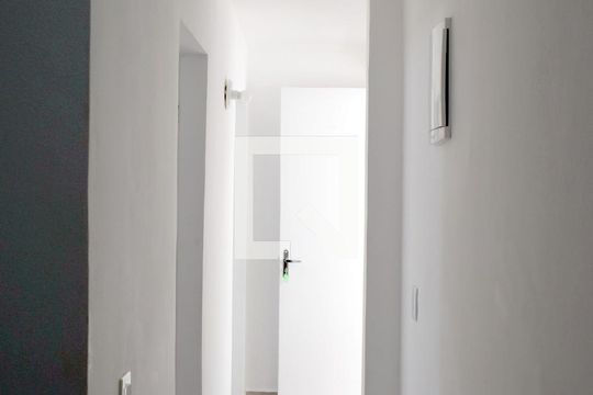 Corredor de kitnet/studio para alugar com 1 quarto, 31m² em Jardim Paulista, São Paulo