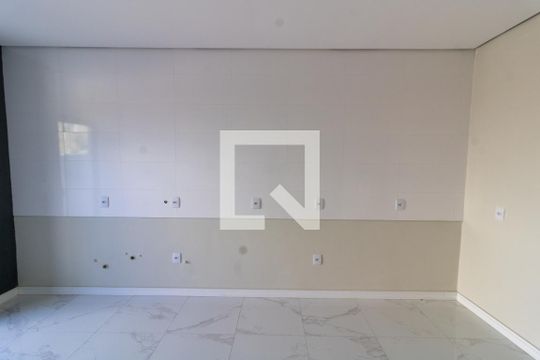 Cozinha e Área de Serviço de casa à venda com 2 quartos, 108m² em Hípica, Porto Alegre