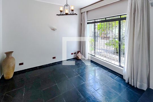 Sala de casa à venda com 5 quartos, 242m² em Aclimação, São Paulo