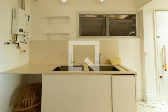 Área de serviço de apartamento para alugar com 3 quartos, 220m² em Botafogo, Rio de Janeiro