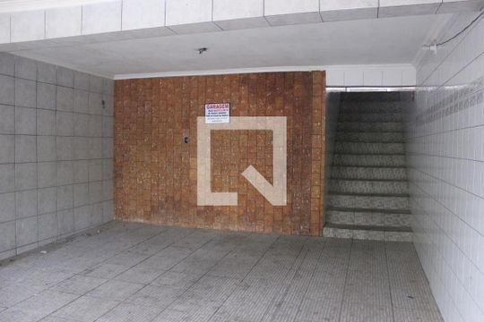 Garagem de casa para alugar com 2 quartos, 110m² em Jardim Rosa de Franca, Guarulhos