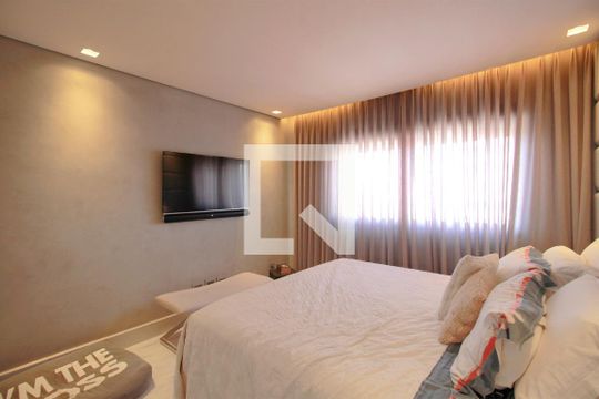 Suite 1 de apartamento para alugar com 3 quartos, 150m² em Anchieta, Belo Horizonte