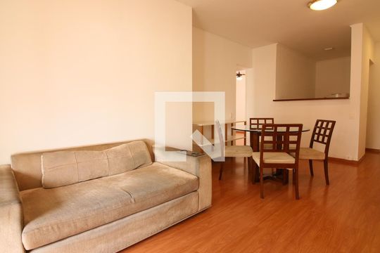 Sala de apartamento para alugar com 2 quartos, 89m² em Vila Nova Conceição, São Paulo