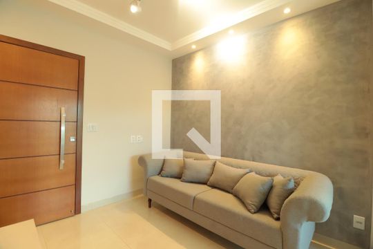Sala de apartamento para alugar com 2 quartos, 64m² em Santa Mônica, Uberlândia