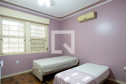 Quarto 2 de casa para alugar com 4 quartos, 320m² em Cidade Baixa, Porto Alegre