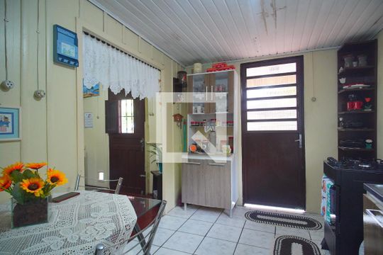 Cozinha  de casa à venda com 2 quartos, 80m² em Santo Afonso, Novo Hamburgo