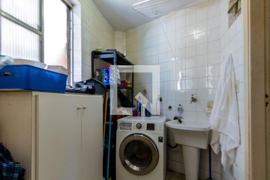 Área de Serviço de apartamento para alugar com 2 quartos, 84m² em Jardim das Acacias, São Paulo
