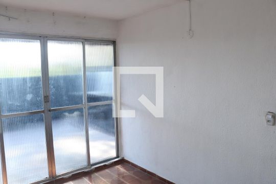 Quarto 2 de casa para alugar com 2 quartos, 80m² em Luz, Nova Iguaçu