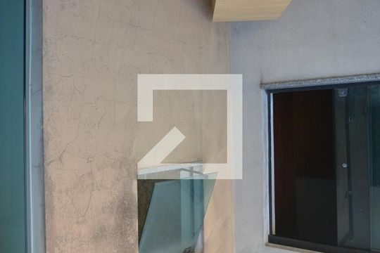 Quintal de casa para alugar com 3 quartos, 600m² em Parque Oratório, Santo André