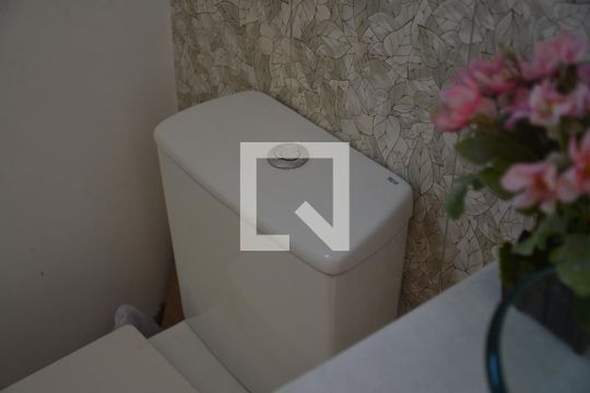 Lavabo de casa para alugar com 3 quartos, 600m² em Parque Oratório, Santo André