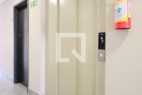 Área comum de apartamento à venda com 1 quarto, 33m² em Parque São Jorge, São Paulo