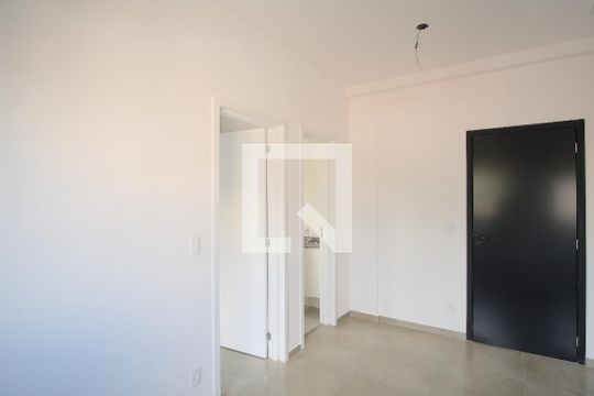 Sala/Cozinha de apartamento à venda com 1 quarto, 33m² em Parque São Jorge, São Paulo