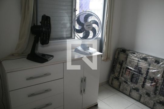 Suíte  de apartamento para alugar com 1 quarto, 54m² em Aviação, Praia Grande