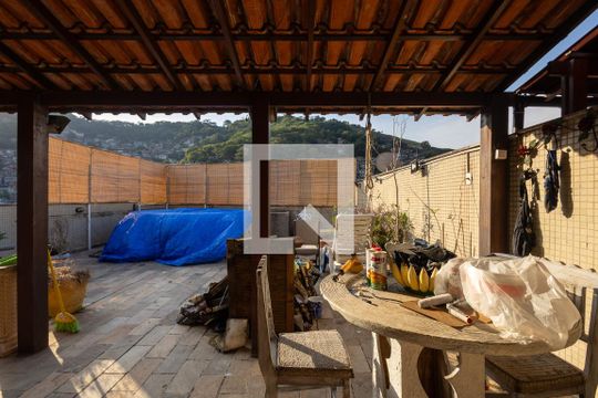 Sala Vista de apartamento para alugar com 1 quarto, 320m² em Tijuca, Rio de Janeiro