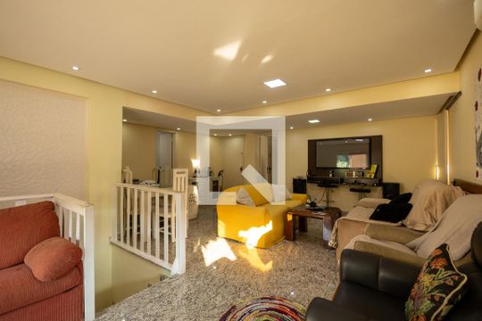 Sala de apartamento para alugar com 1 quarto, 320m² em Tijuca, Rio de Janeiro