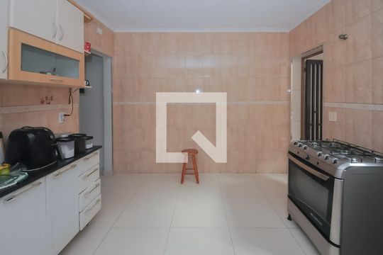 Cozinha de casa à venda com 2 quartos, 108m² em Paulicéia, São Bernardo do Campo