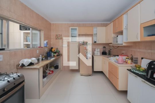Cozinha de casa à venda com 2 quartos, 108m² em Paulicéia, São Bernardo do Campo